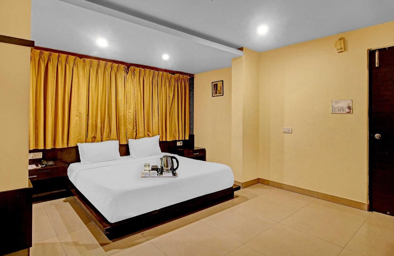 Townhouse The Grand Plaza Otel Haydarabad Dış mekan fotoğraf