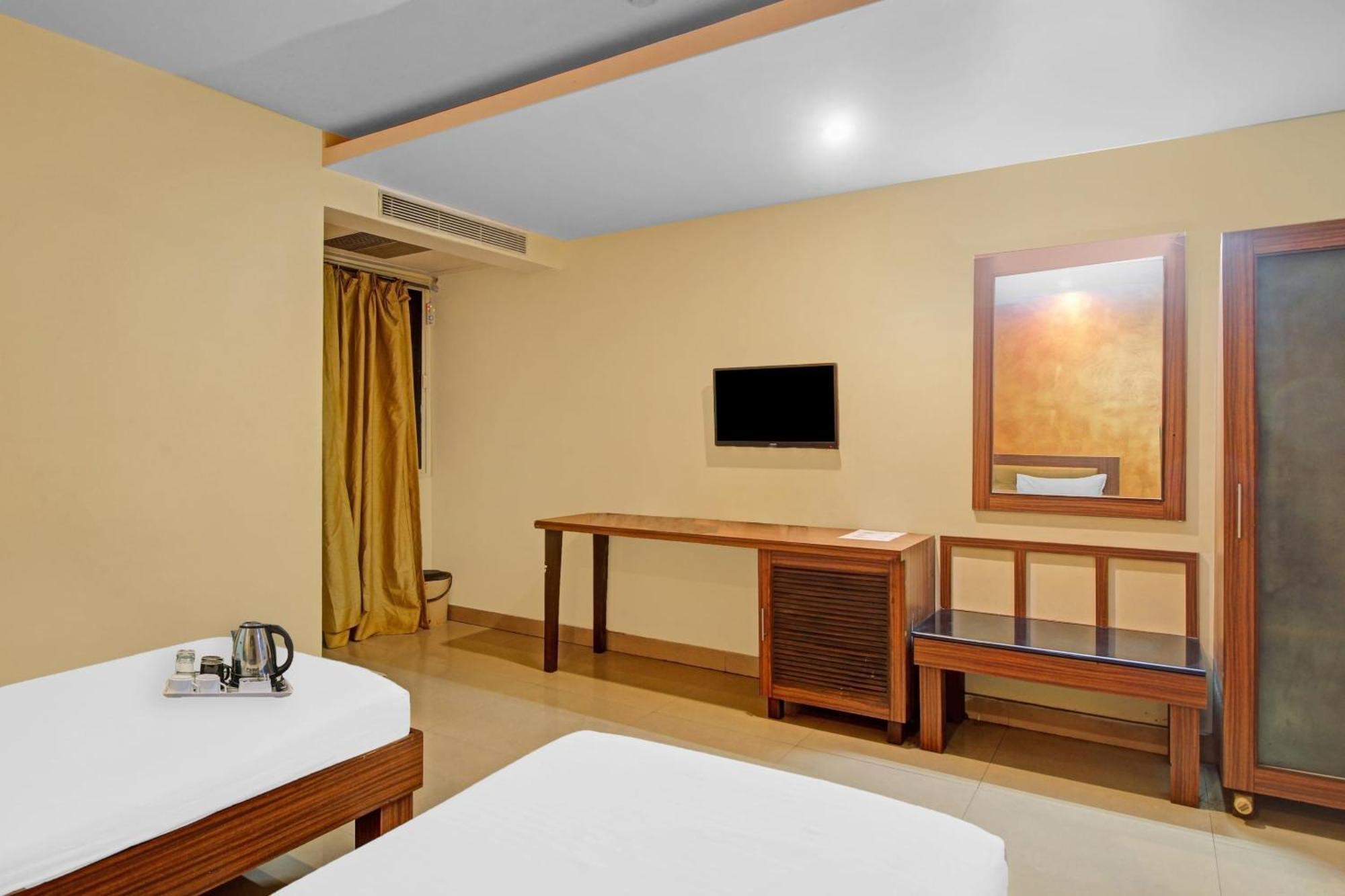 Townhouse The Grand Plaza Otel Haydarabad Dış mekan fotoğraf