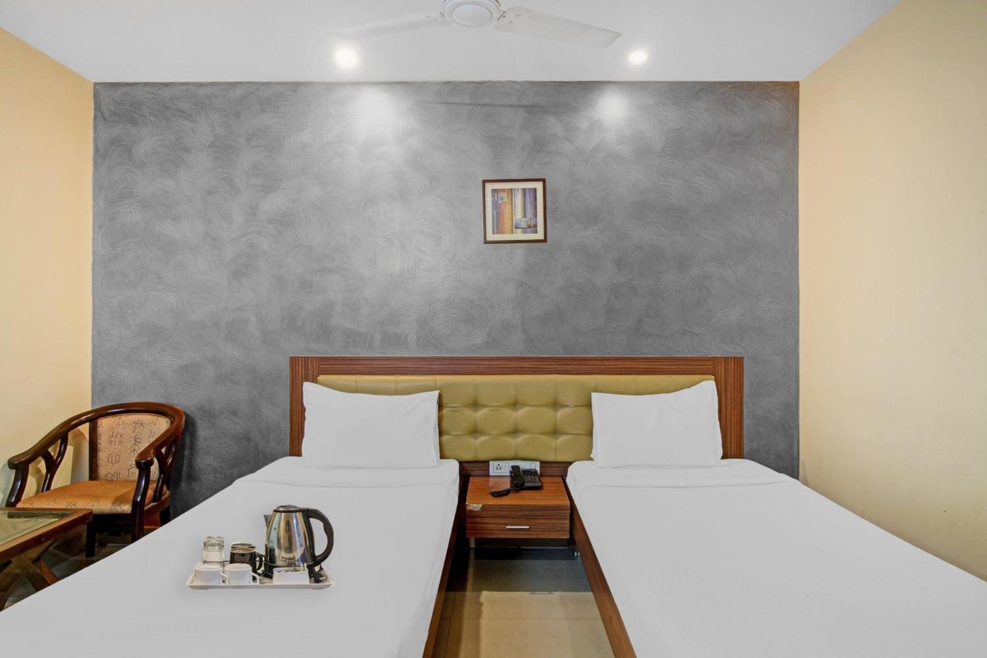 Townhouse The Grand Plaza Otel Haydarabad Dış mekan fotoğraf