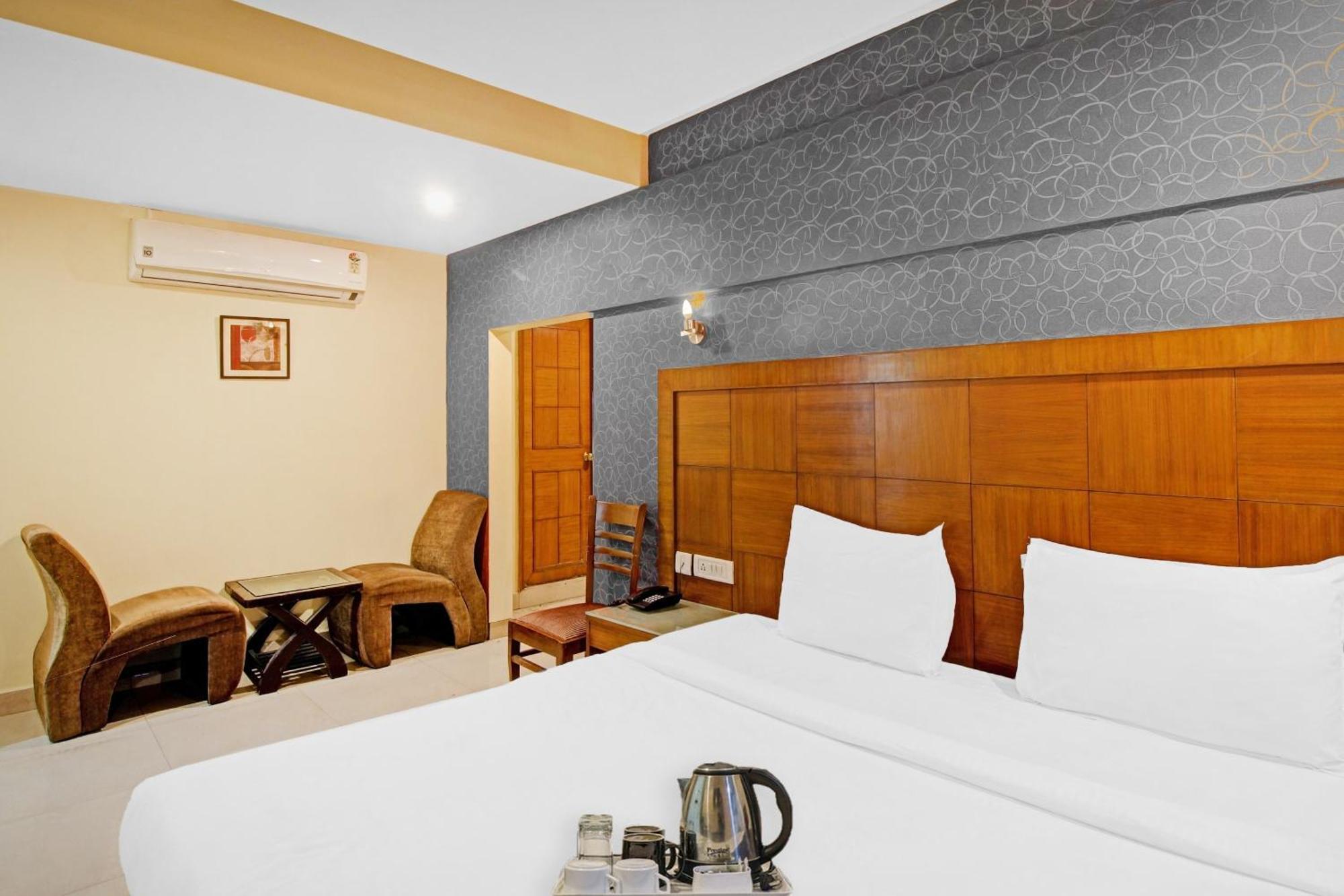Townhouse The Grand Plaza Otel Haydarabad Dış mekan fotoğraf