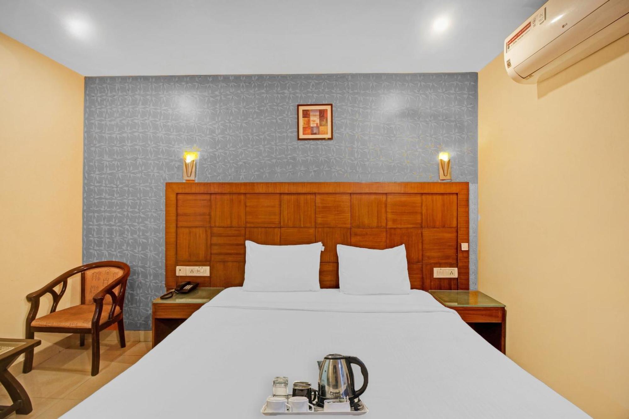 Townhouse The Grand Plaza Otel Haydarabad Dış mekan fotoğraf