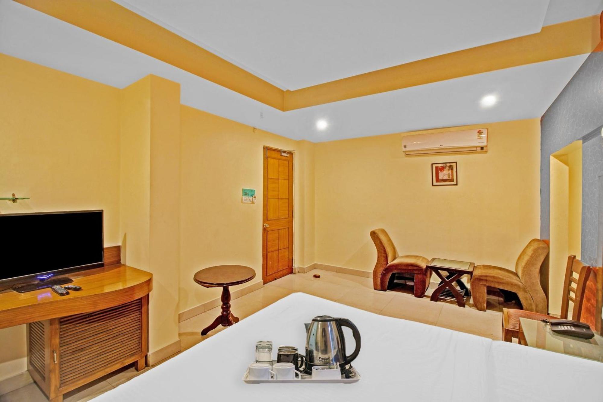 Townhouse The Grand Plaza Otel Haydarabad Dış mekan fotoğraf