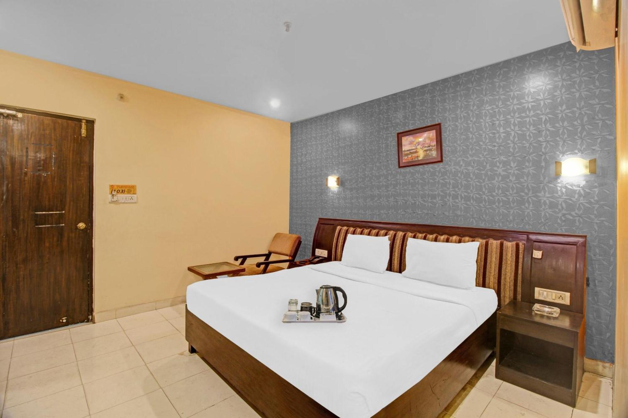 Townhouse The Grand Plaza Otel Haydarabad Dış mekan fotoğraf