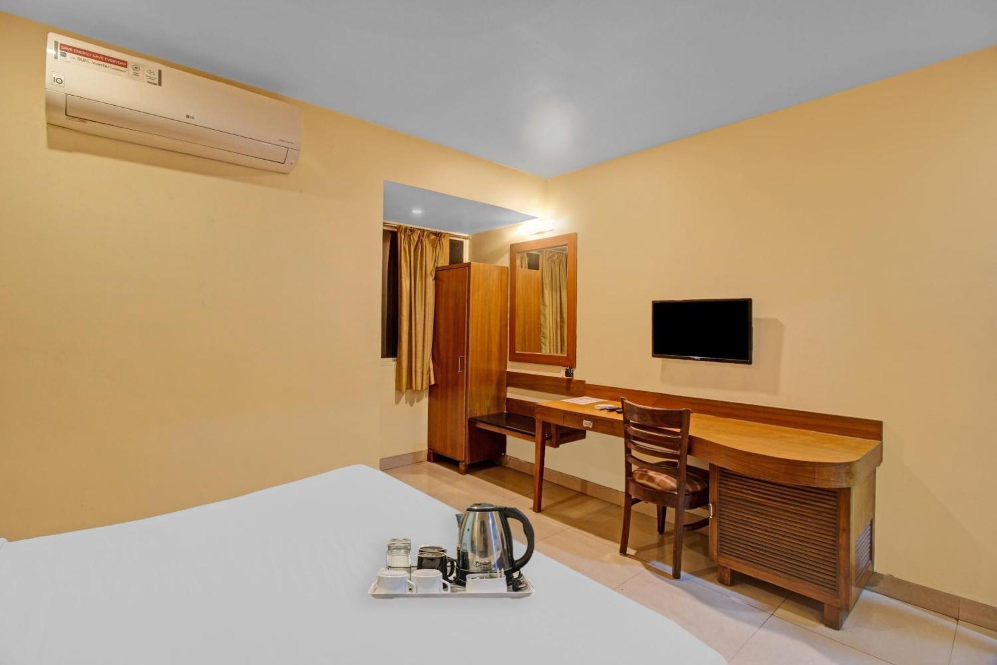 Townhouse The Grand Plaza Otel Haydarabad Dış mekan fotoğraf